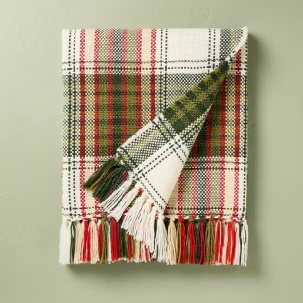 Chunky Christmas Plaid Woven Throw Blanket - Hearth & Hand with Magnolia Holiday